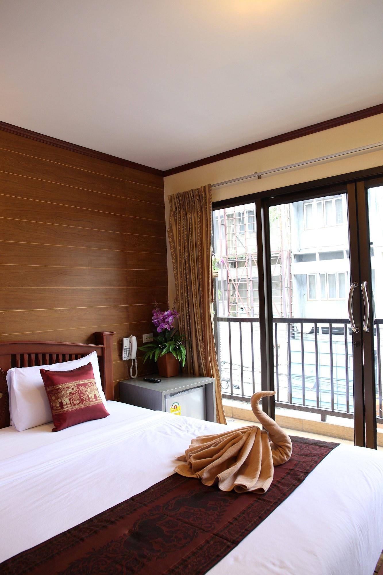 Tanee Place Bangkok Buitenkant foto